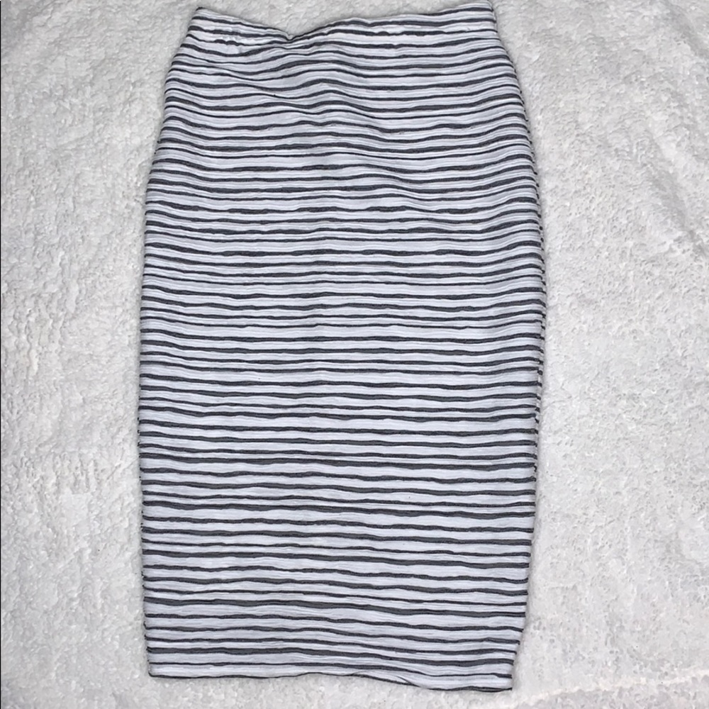 Chelsea28 Striped Midi
